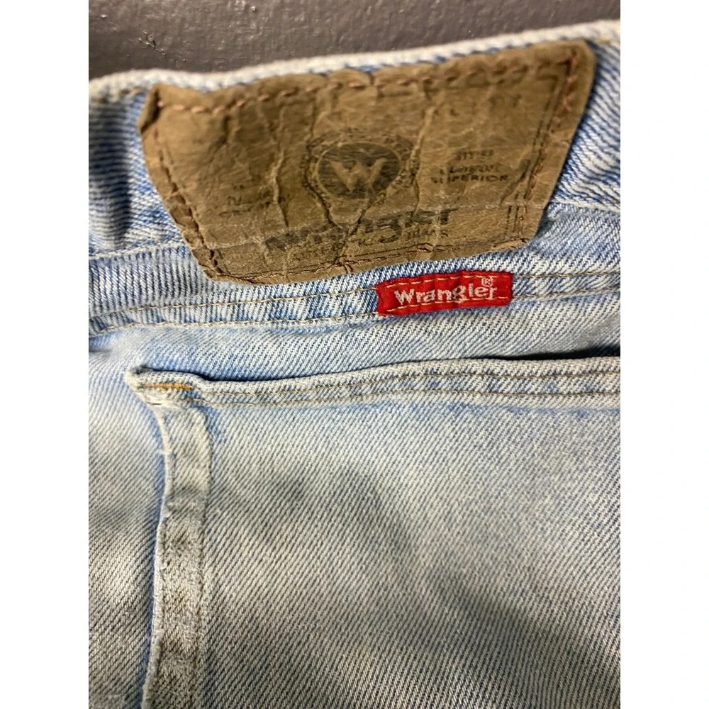 Vintage Wrangler Mens Relaxed Fit Light Wash Denim Jeans 33x32‎ USA Cotton jenas